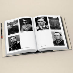 The Complete Knight's Cross - Volume Three: The Years of Defeat 1944-1945